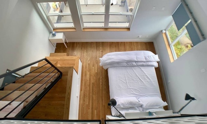 Green Lake Apartment | Birdhouse on Green Lake