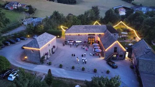 Glasbury House | Black Mountain Lodge
