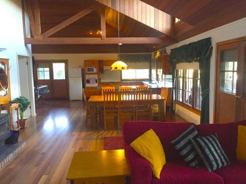 Bandon Grove House | Blackwattle at Barrington Tops