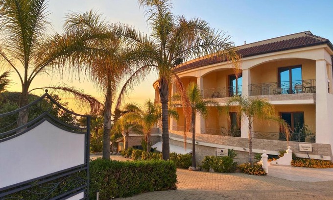 Marina di Zambrone Hotel | Blu Tropical Resort