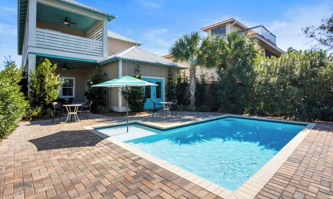 Crystal Beach House | Blue Coconut: Private Pool, 6-Seater Golf Cart, Steps to Beach