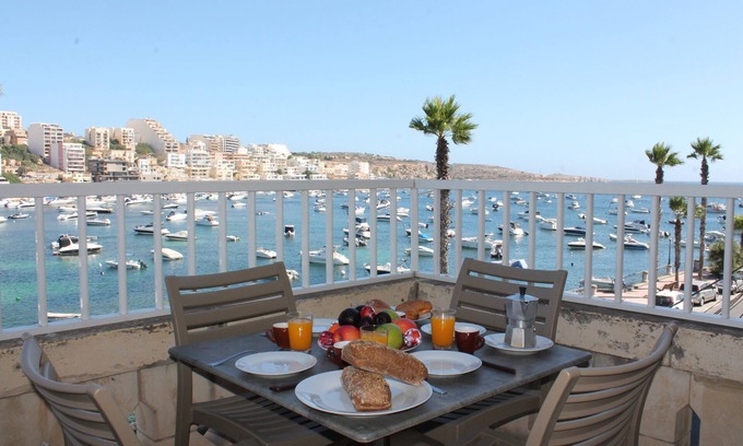 St. Paul's Bay Apartment | Blue Harbour 3 by Getaways Malta