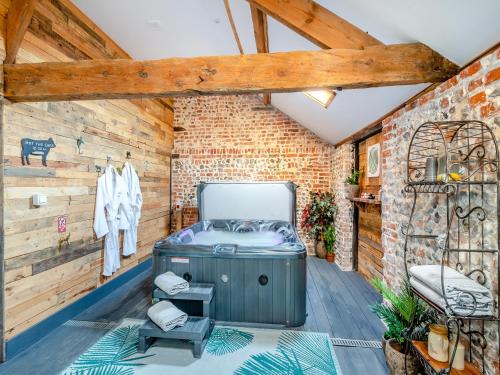 Ingham House | Bockety Barn
