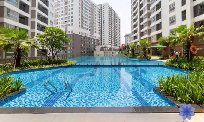 Tan Binh Apartment | Botanica Orchard Luxury Near Airport