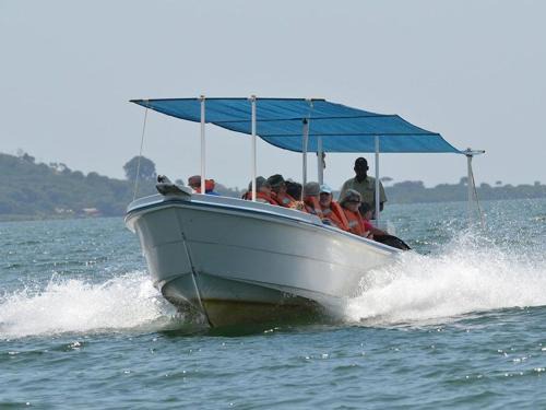 Central Kampala Boat Rental | Boti Safaris