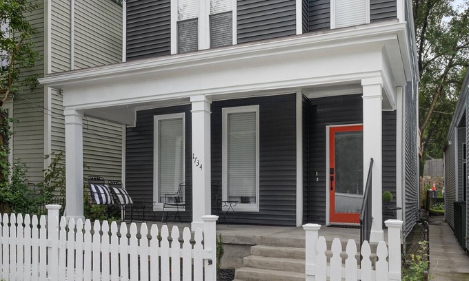 Butchertown House | Bourbon trail spacious house that sleeps 8 with a fun yard & is newly renovated!