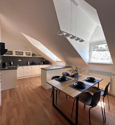 Old Town Apartment | Bratislava Danube&Castle Retreat Apartment, 70m2