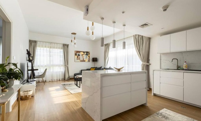 The Greens Apartment | Bright & Relaxing 1BR Apartment