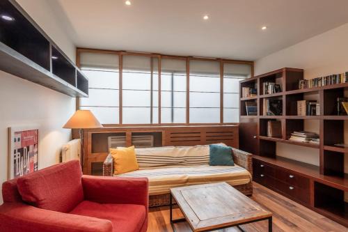 Annecy Old Town Apartment | Brise Caline Furnished flat