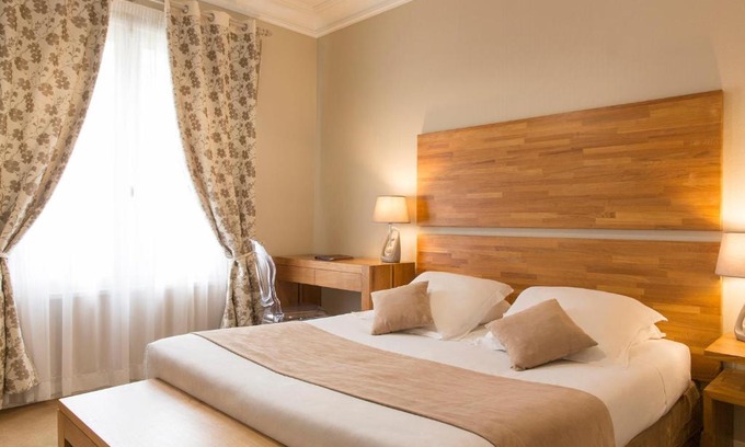 Lorient Hotel | Brit Hôtel Confort Cléria Lorient Centre