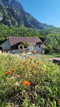 Kukes County Hotel | Bujtina Sherifaj