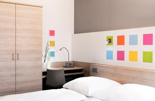 Laim Hotel | Business & Budget Hotel Tessin