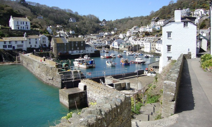 Looe Cabin | Butterfly Lodge - top quality self-service holiday accommodation in Cornwall