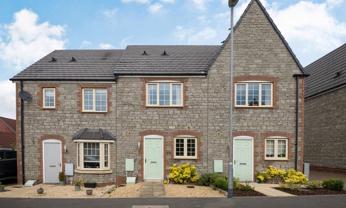 Wells Cottage | Cabin ∙ 2 bedrooms ∙ 4 guests