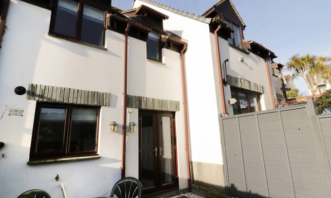 Treator Cottage | Cabin ∙ 3 bedrooms ∙ 4 guests