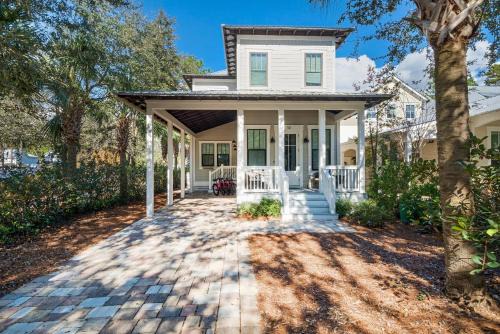 Seagrove Beach House | Calm Breeze Cottage