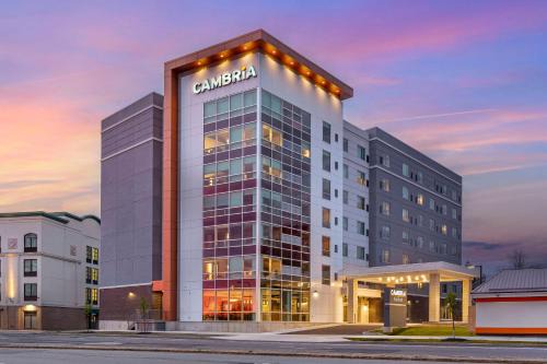 Downtown Niagara Falls Hotel | Cambria Hotel Niagara Falls