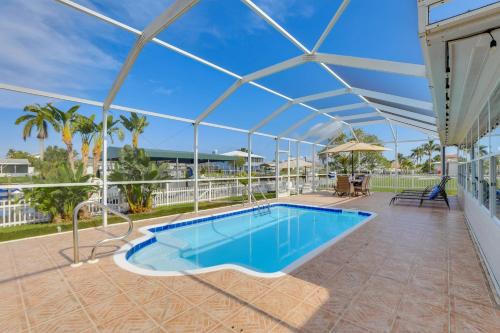 Bay Colony House | Canal-Front Haven Pool, Dock and Lanai in Palmetto