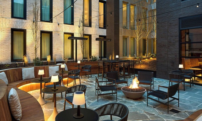 Georgetown Hotel | Canal House of Georgetown, a Tribute Portfolio Hotel