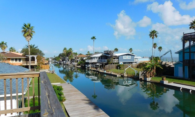 Key Allegro House | Canal Views W/Boat Slip on Key Allegro! Spacious and Cozy! New!