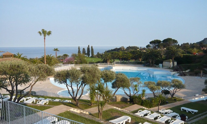 Cap Esterel Apartment | Cap Esterel in a luxurious residence