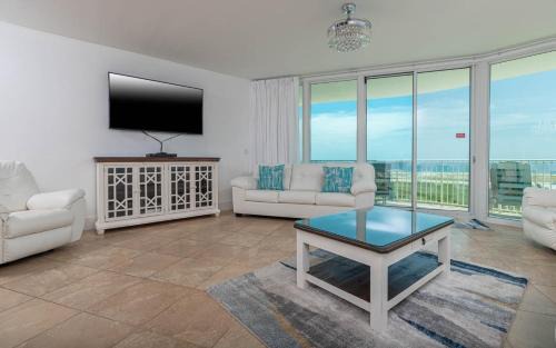 Orange Beach East Apartment | Caribe The Resort D614 condo