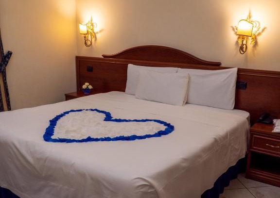 Rione XVIII Castro Pretorio House | Caroline Suite