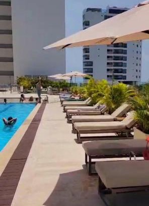 Urbanizacion Eliana Apartment | Cartagena Beach Resort With Pool and Hot Tub