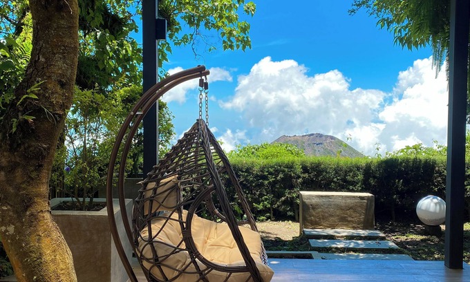 Coatepeque Cabin | Casa 1800 Cerro Verde Boutique Hotel