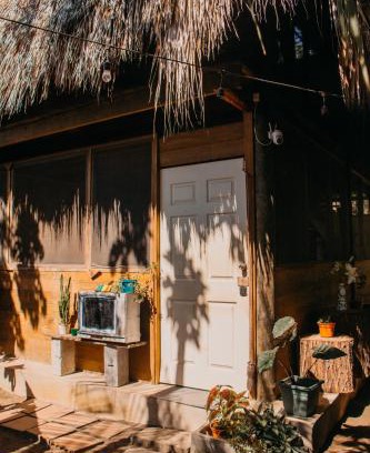 El Paredon Cabin | Casa Austera