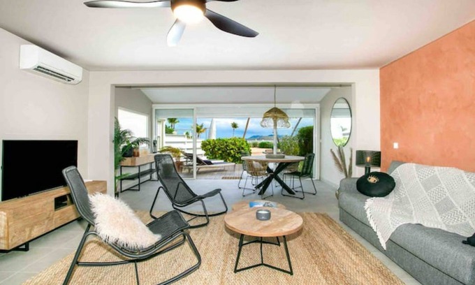 Nettle Bay Cottage | Casa Baya sur la Plage