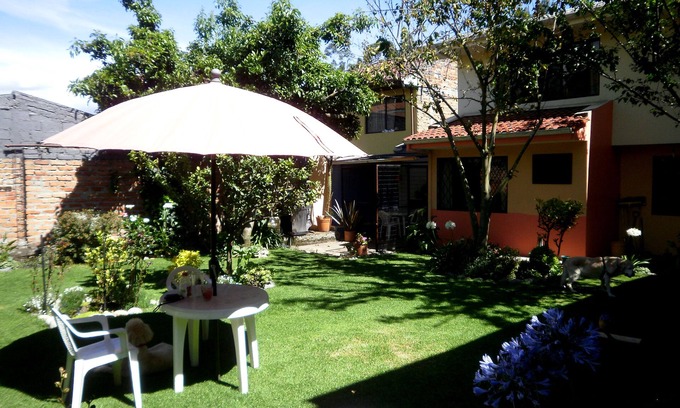 Cuenca Apartment | Casa Bella Mia. This Inviting, Spacious Flat With Lush Garden Awaits You!