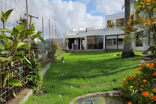 Manizales Apartment | Casa Campestre de Lujo, Ubicación Central
