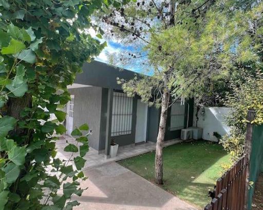 Monte Hermoso House | Casa en Monte Hermoso a 4 cuadras de la playa!