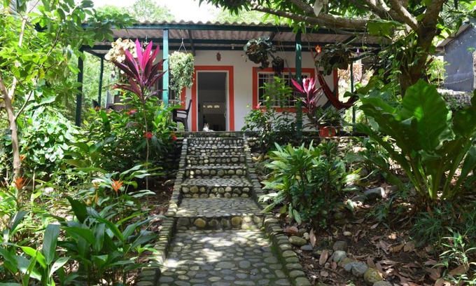 Canaveral House | Casa Oasis de colibri