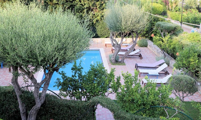 Ricadi House | Casa Pittara, for 4 people, with shared pool and access to the beach
