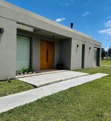 Suipacha House | Casa Quinta en Suipacha