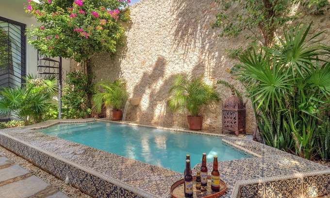 Centro House | Casa Skylarkin, Moroccan wonder in Merida Centro