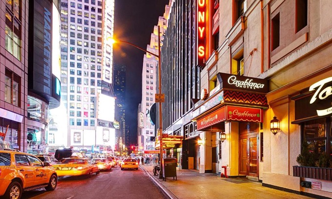 Theater District Hotel | Casablanca Hotel by Library Hotel Collection