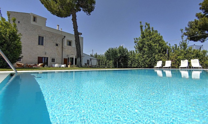 Castellana Grotte Villa | Casale Lillina: a villa with private pool in Apulia for 8 people