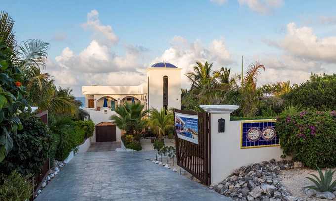 Cancun House | CASAS ROCA CHAAC Ocean Front/Relaxing/Spacious/Parking