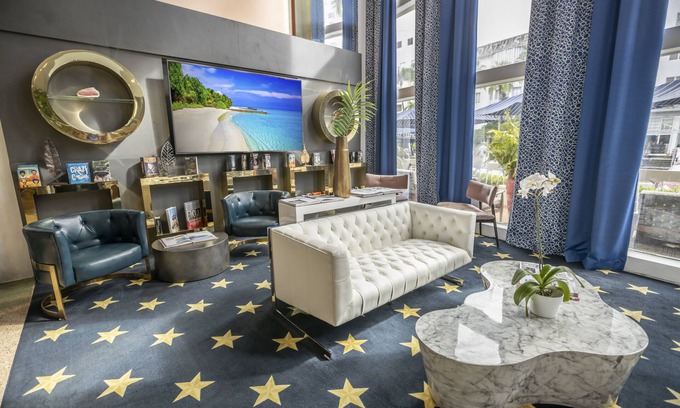 City Center Hotel | Catalina Hotel & Beach Club