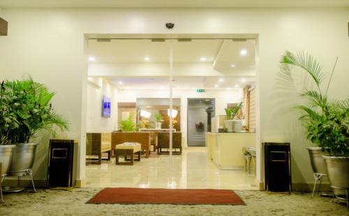 Ofin Hotel | Catherine Villa