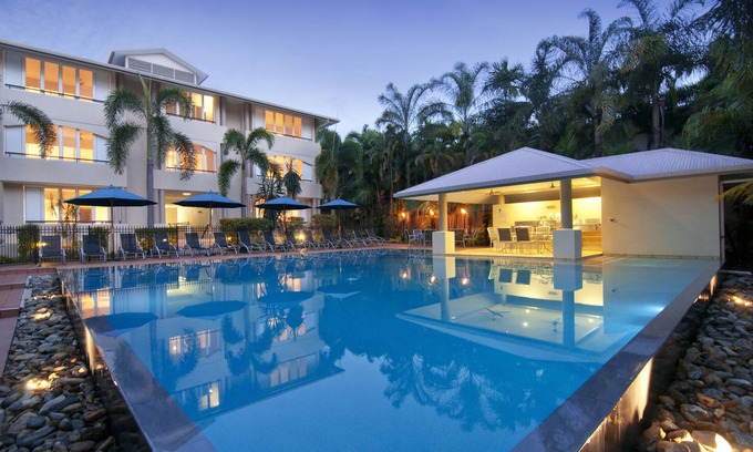 Port Douglas Hotel | Cayman Villas