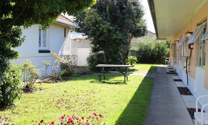 Hamilton North Hotel | Cedar Lodge Motel Hamilton