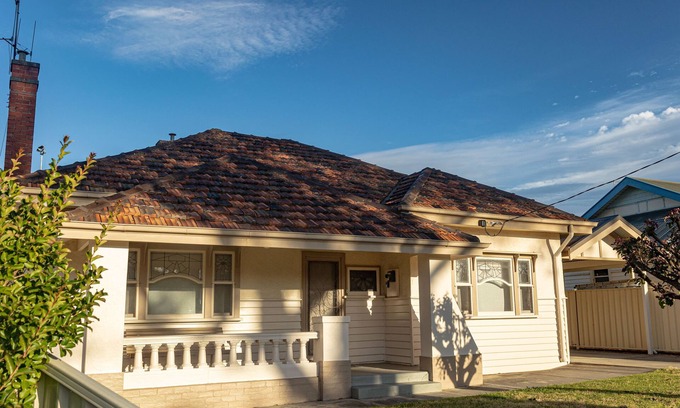 Kennington House | Central Bendigo - Spacious House with 3BR/2Bath/Wi-Fi