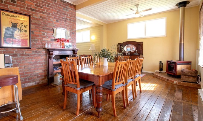 Bendigo House | Central - Unique - Great history - Spacious -WI-FI