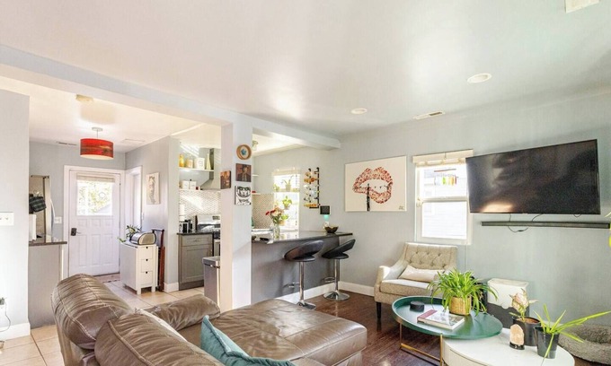 Salt Lake City House | Centrally located 2-bedroom home in Millcreek with nice amenities ποΈ ποΈ