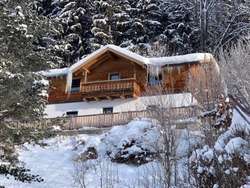 Bruck an der Grossglocknerstrasse Ski Chalet | Chalet in Bruck near Ski Slopes