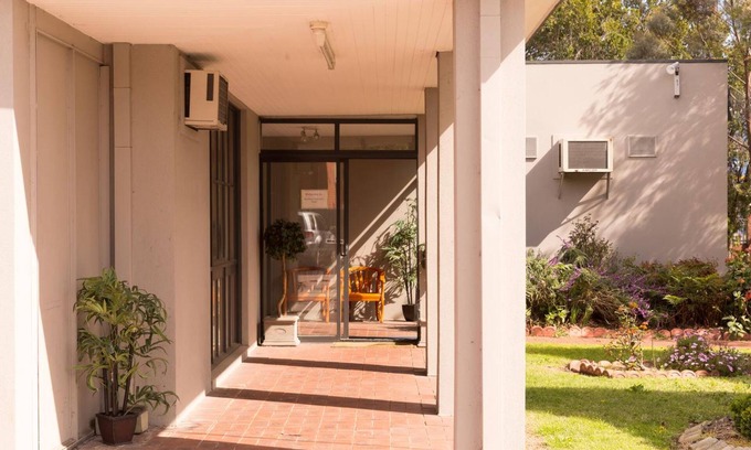 Hughesdale Hotel | Chadstone Executive Motel